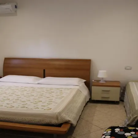 La Luna Dal Borgo شقة *