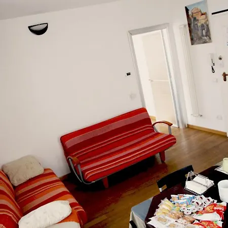 La Luna Dal Borgo Iesi