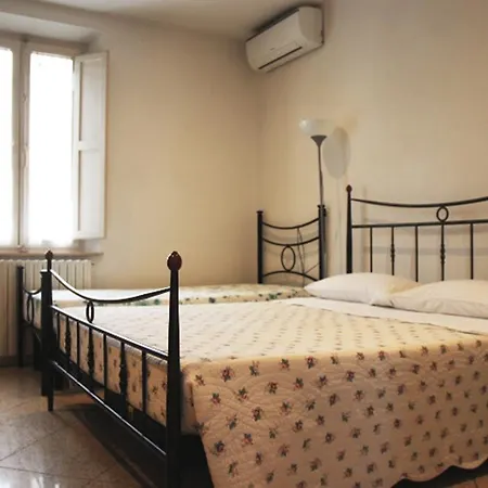 La Luna Dal Borgo شقة