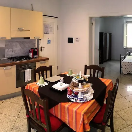 La Luna Dal Borgo * ليسي