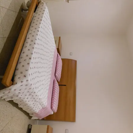 La Luna Dal Borgo شقة